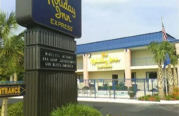 曼寧温德姆唄盟酒店