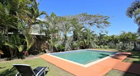 Pacific Reef by Kacys Отели в г. Mon Repos