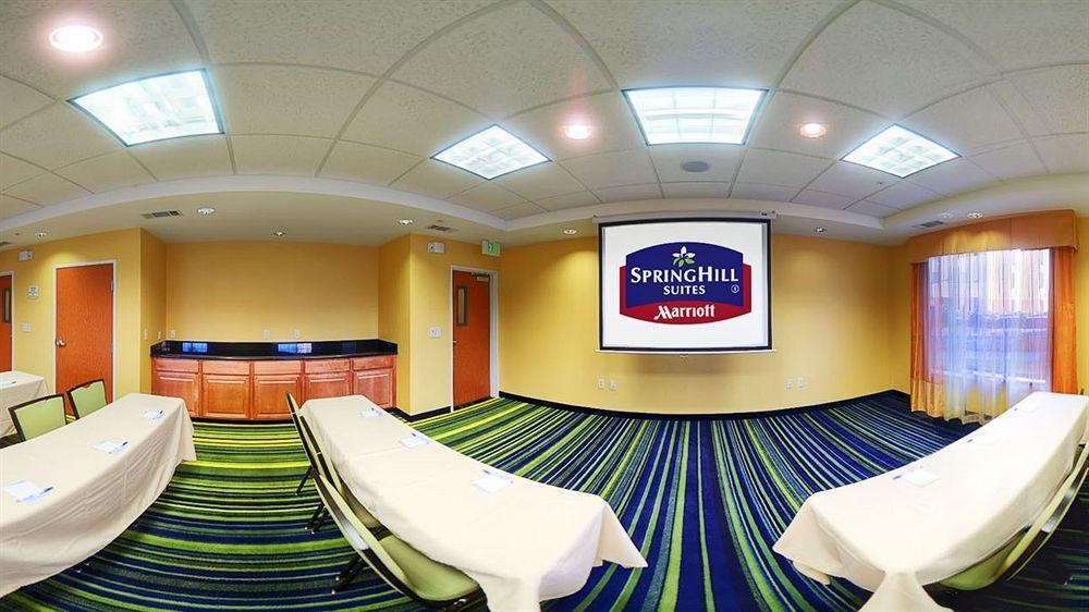 Fairfield Inn and Suites by Marriott El Paso