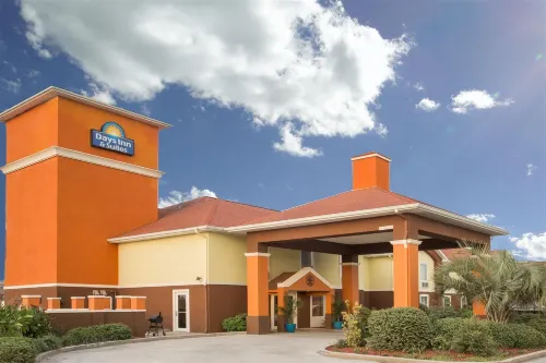 Days Inn & Suites by Wyndham Thibodaux Hotels in Thibodaux