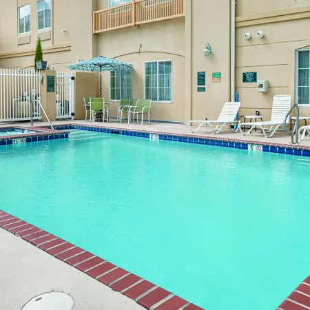 La Quinta Inn & Suites by Wyndham Slidell North Shore