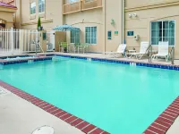 La Quinta Inn & Suites by Wyndham Slidell North Shore Hotels in Slidell
