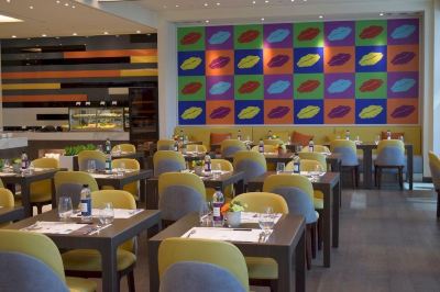 レストラン イビス スタイルズ アンバサダー ソウル カンナムの写真