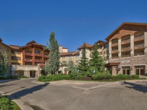 Sun Peaks Grand Hotel & Conference Centre