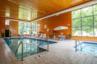 Baymont by Wyndham Mukwonago Hotels in Waterford