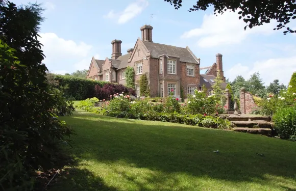 達恩斯雷大廳酒店