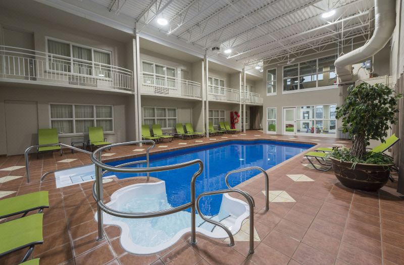 Hotel & Suites le Dauphin Drummondville photo 2