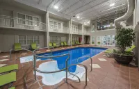 Hotel & Suites le Dauphin Drummondville Hotels in Drummondville