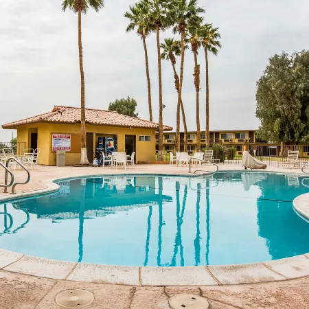Travelodge by Wyndham Imperial/El Centro