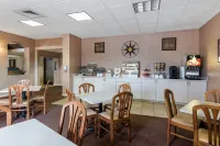 Econo Lodge Inn & Suites Triadelphia - Wheeling - Frühstück