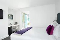 The Burrard Hotels near UBC Extended Learning