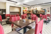 コンフォート  イン &  スイート スターリング