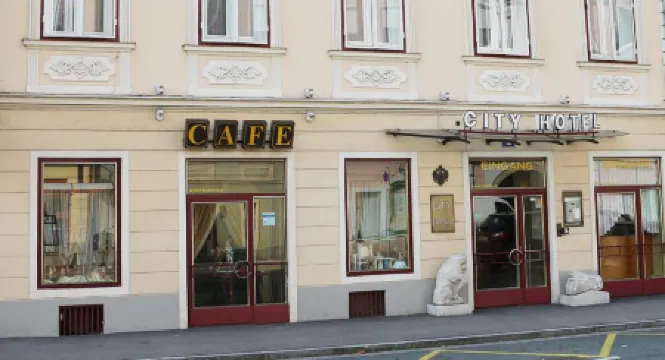 雷西瑟城市酒店