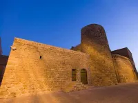 Kasr-I Nehroz Hotel - parking