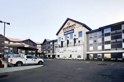 Sandman Signature Edmonton South Hotel Hotels in Едмонтон