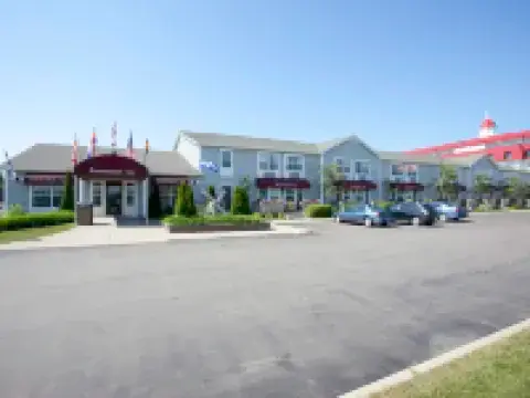 Amsterdam Inn & Suites Moncton โรงแรมในมองก์ตัน