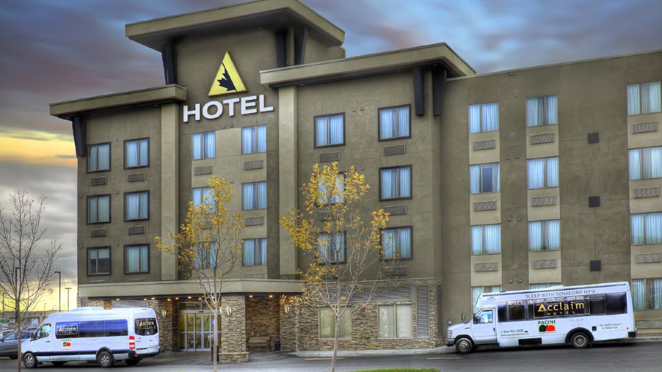 Acclaim Hotel by Clique