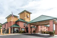 Comfort Inn Lenoir City-Knoxville Hotels near Richesin Family Farm