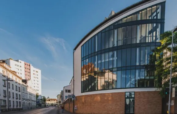 比爾頓霍斯聖希普立特旅館