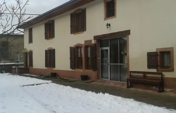 拉卡爾盧吉奧特讓度假屋