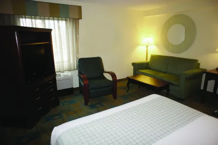 La Quinta by Wyndham Boston Somerville