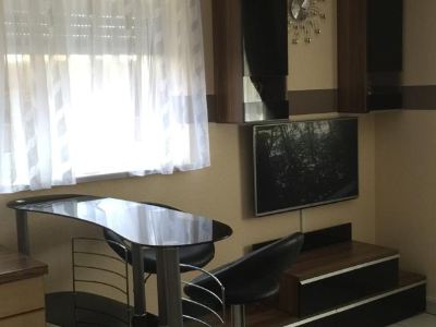 Boulevard Apartment