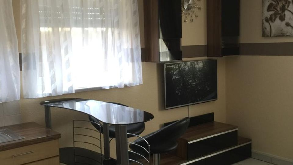 Boulevard Apartment