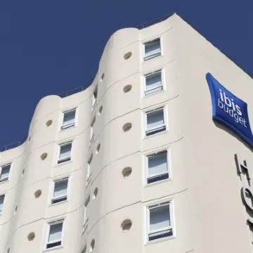 Ibis Budget Bordeaux Centre Gare Saint-Jean โรงแรมใกล้Palais de Justice