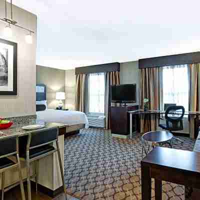 Residence Inn Boston Logan Airport/Chelsea Rooms