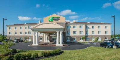 Holiday Inn Express & Suites RICHWOOD - CINCINNATI SOUTH by IHG Hotel a 