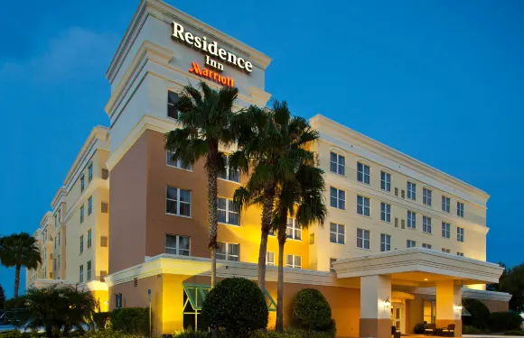 Residence Inn 酒店代託納比奇賽道/機場店