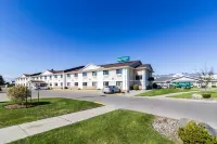 Quality Inn Columbia Mall Hotels in Grand Forks