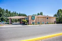 Quality Inn & Suites Vancouver North Hotels in Battle Ground