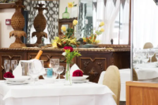 歐納帕拉莫斯酒店