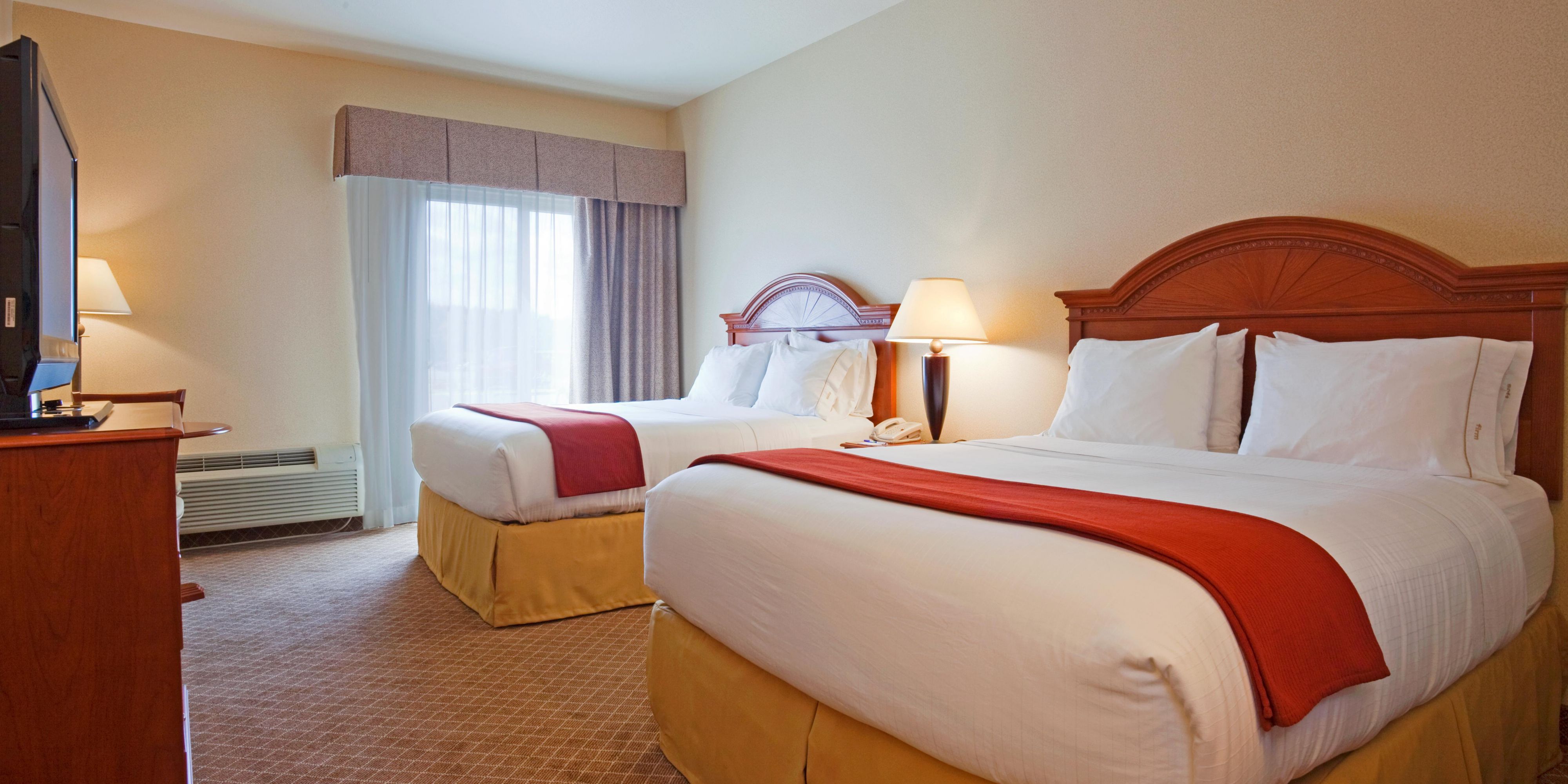 Holiday Inn Express & Suites Wausau, an Ihg Hotel
