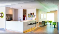 B&B HOTEL Valencia Arena - bar