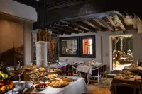 Palazzetto Madonna - breakfast