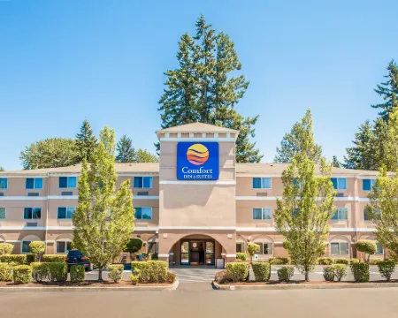Comfort Inn & Suites Bothell – Seattle North Hotels in Bothell