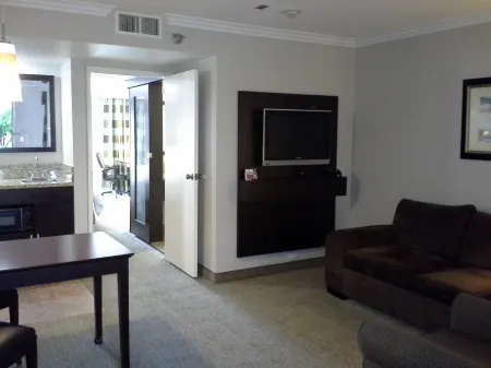 반리 호텔 앤드 스위츠