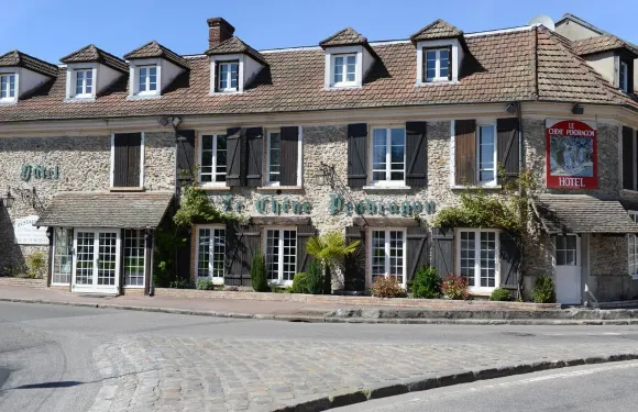 樂切內彭德拉根酒店