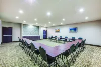 La Quinta Inn & Suites by Wyndham Weatherford OK Hotels in Custer County