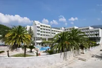 Mediteran Hotel & Resort