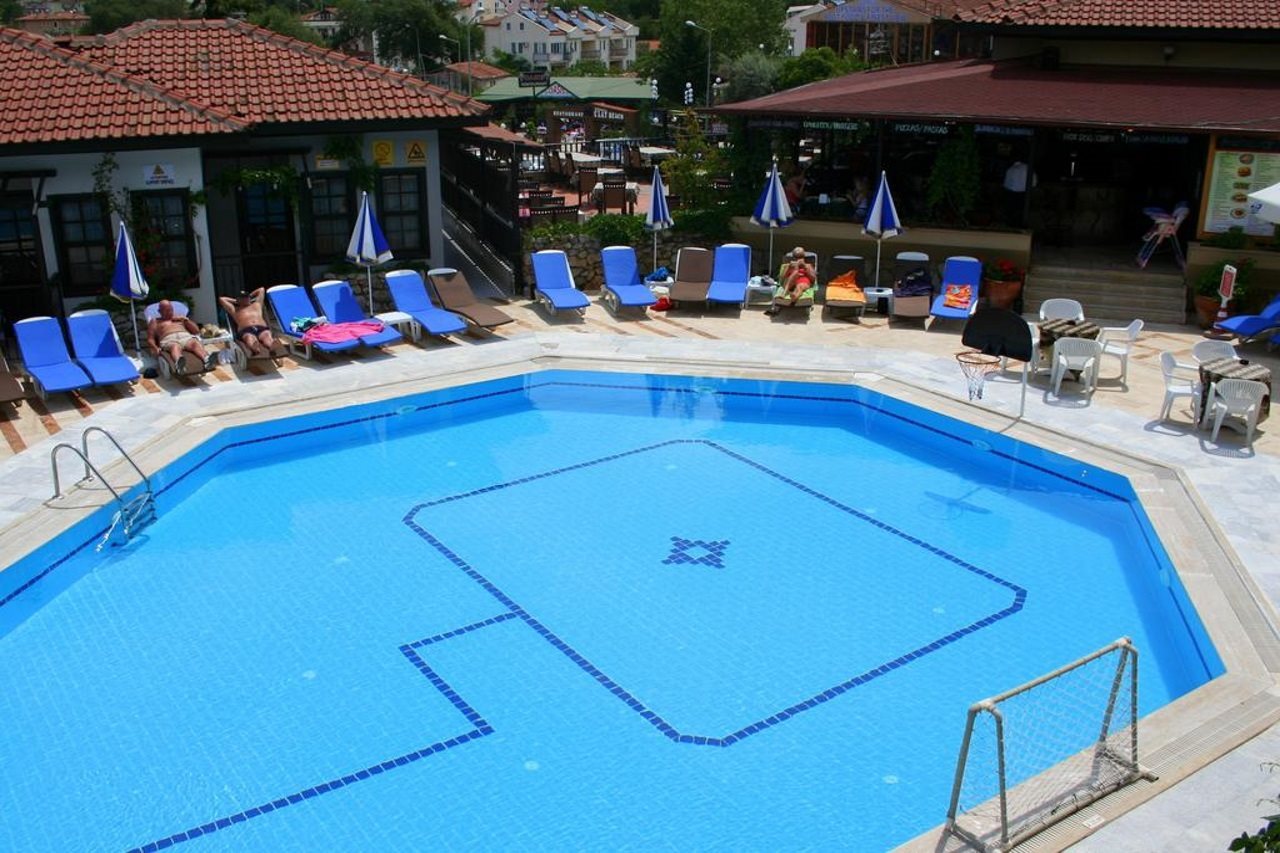 Hisar Holiday Club