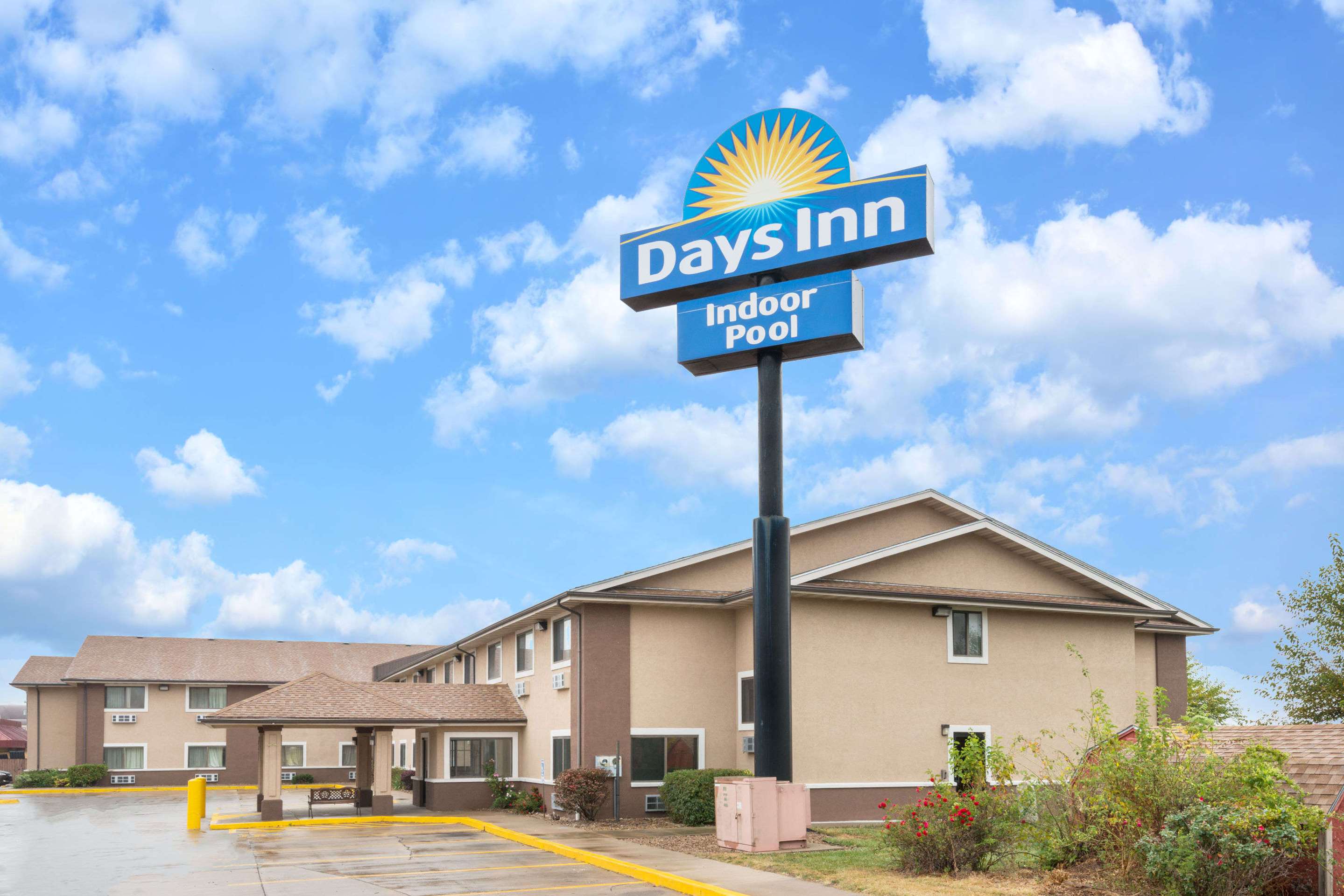 Days Inn by Wyndham Topeka