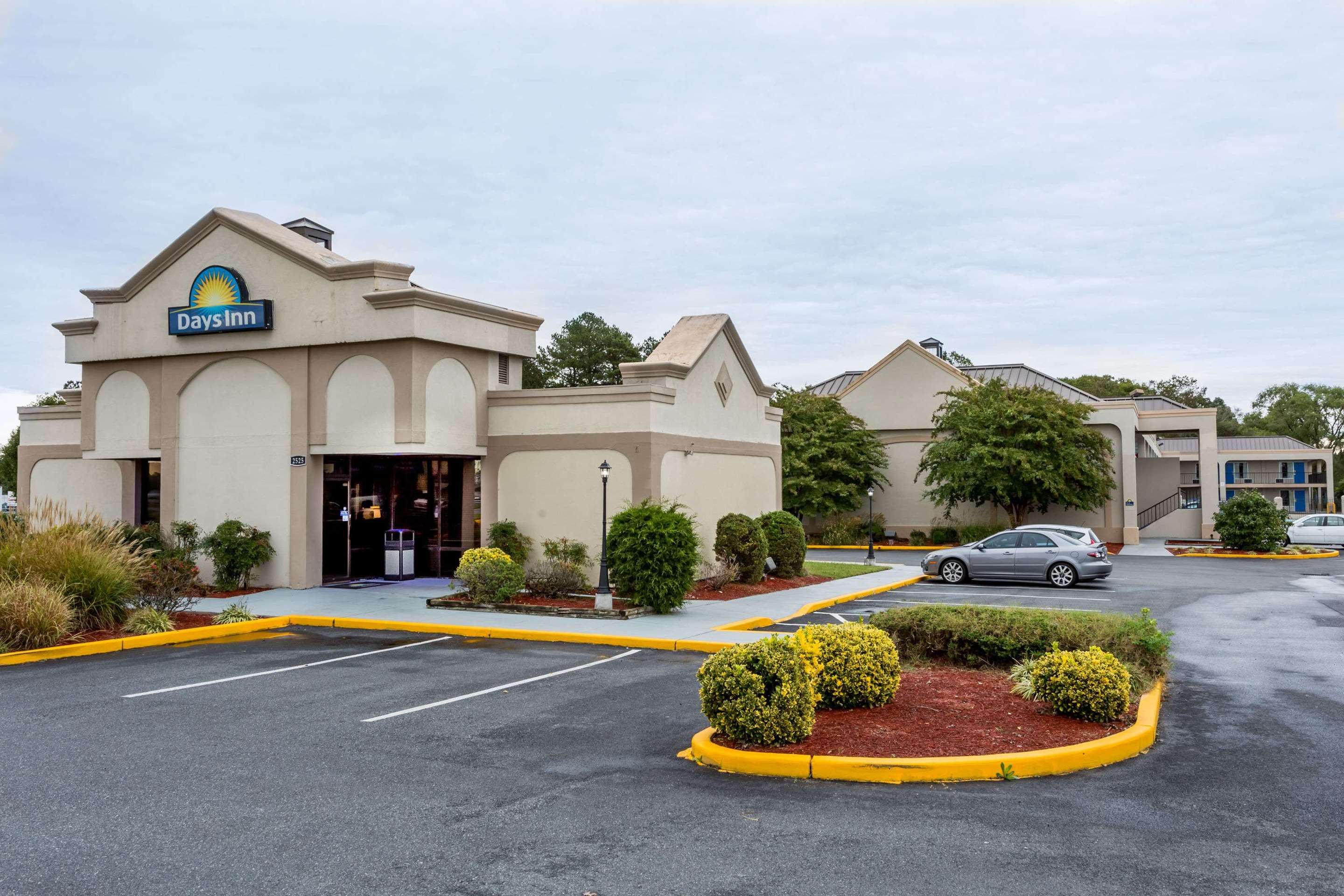 Days Inn by Wyndham Salisbury