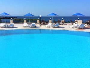 Zorbas Beach Village Hotel