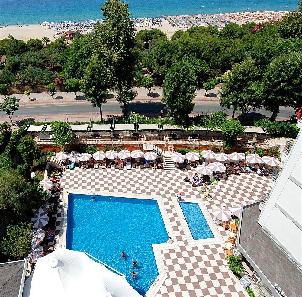 Grand Okan Hotel