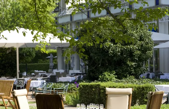 威馳塞勒庭温泉酒店