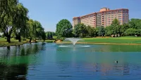 Hilton Chicago Oak Brook Hills Resort & Conference Center Hotels in Westmont