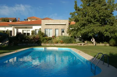 Quinta do Terreiro - Turismo de Habitacao Hotels near Catedral de Lamego